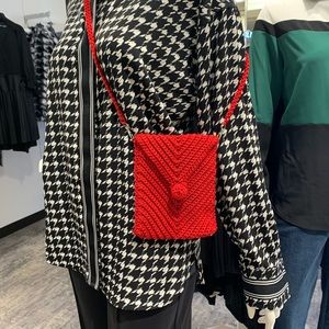 Crochet crossbody phone bag